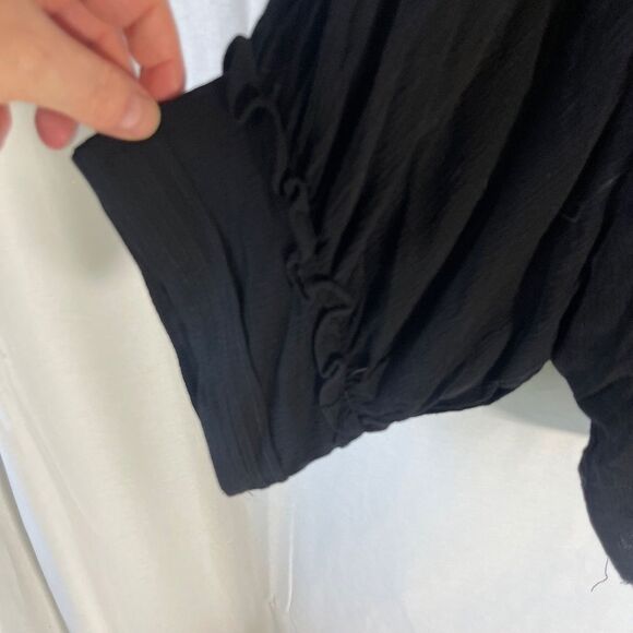 By Together NWT Black Round Neck Raw Hem Gauze Top Lace Detailing on Front Sz S - Picture 5 of 11